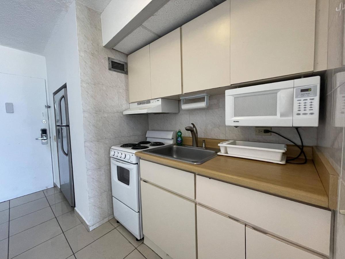 Tropical Studio At The Beach In Isla Verde San Juan Esterno foto
