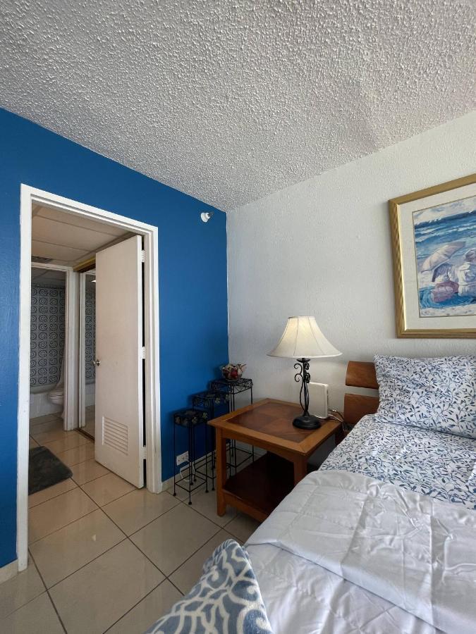 Tropical Studio At The Beach In Isla Verde San Juan Esterno foto