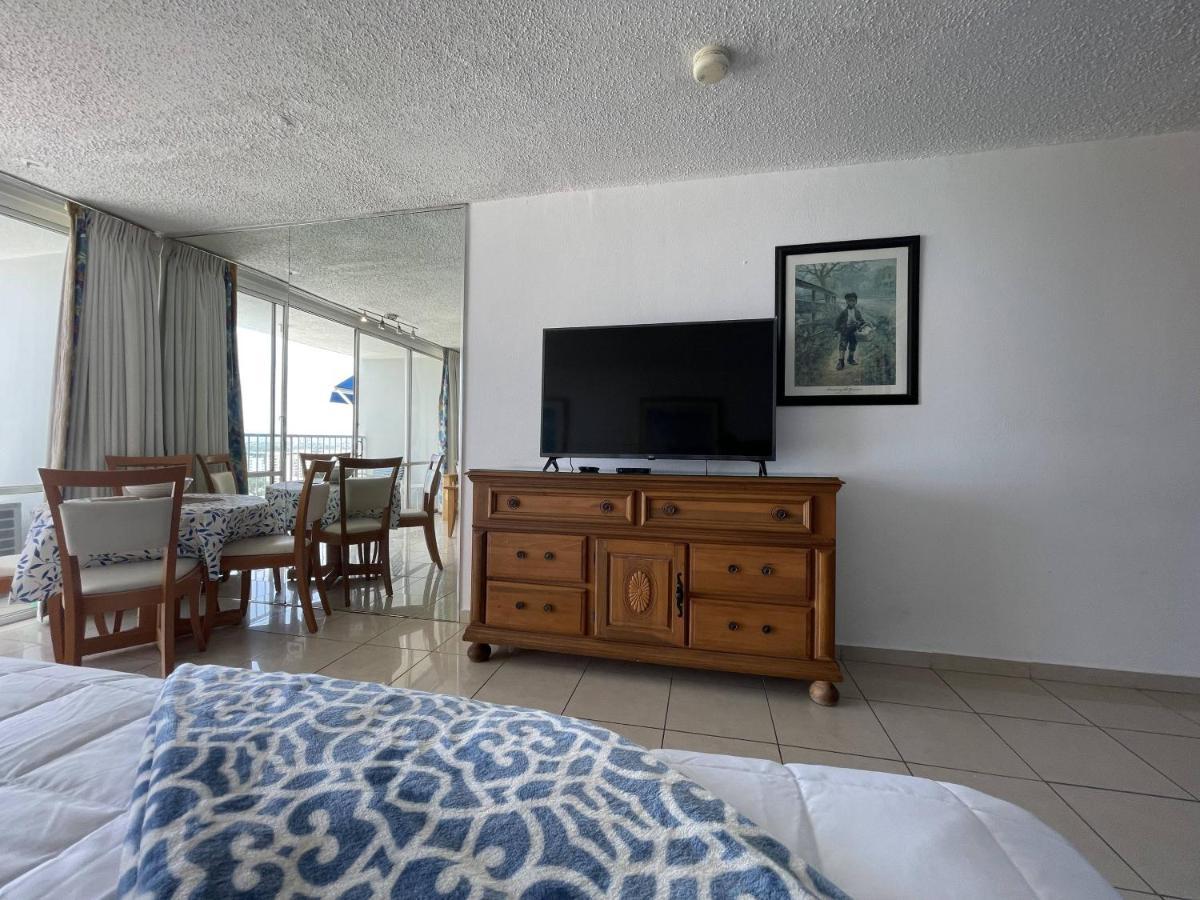 Tropical Studio At The Beach In Isla Verde San Juan Esterno foto